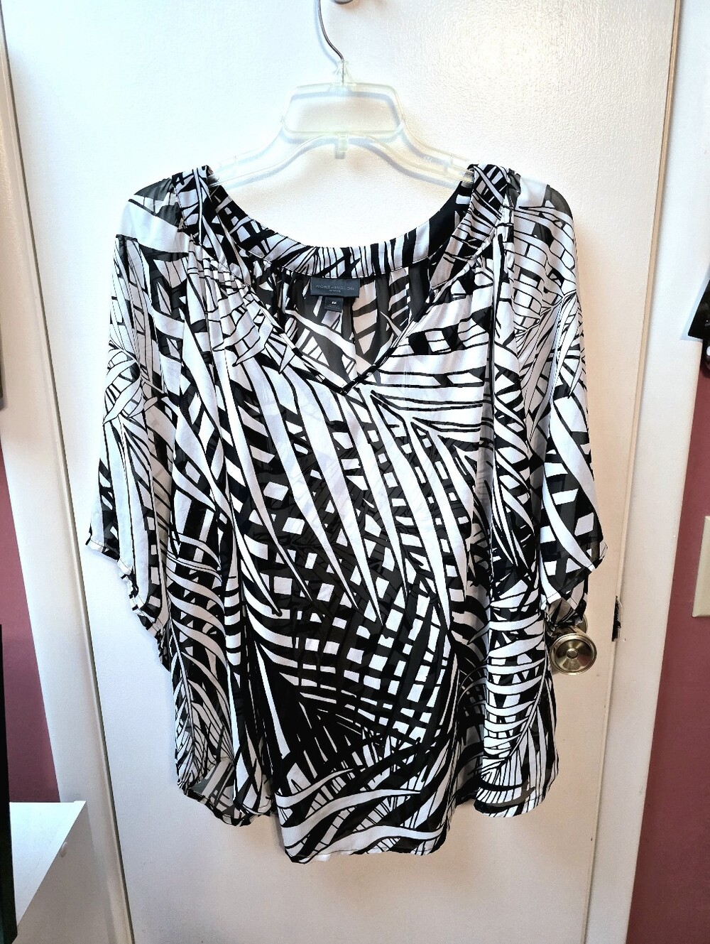 Worthington, woman plus size tropical top 1X